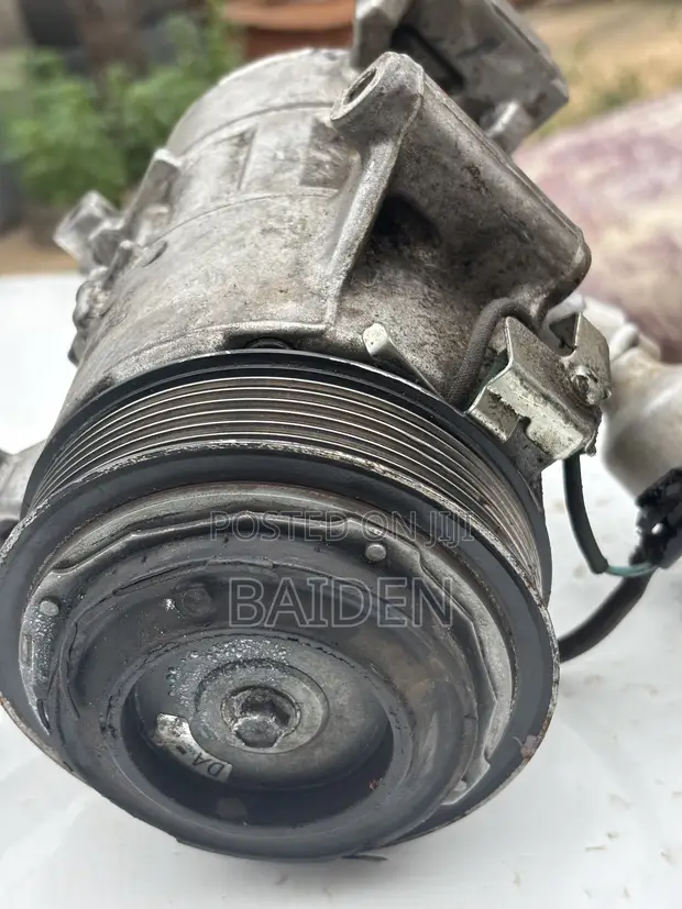 Honda Accord Air Conditioning Motor - 1