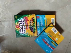 12 Washable Crayons (10 Packs)