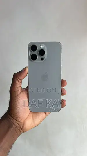 Apple iPhone 15 Pro Max 512GB Gray