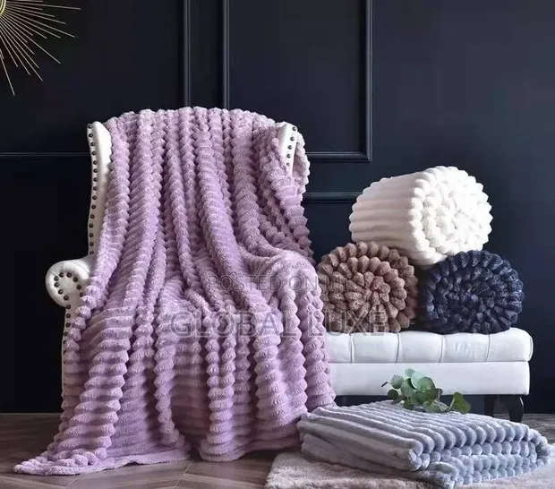 Soft Luxury Blanket - Warm & Comfortable - 1