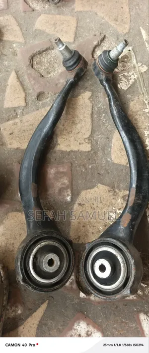 Range Rover Sport/Velar Front Lower Arms (Used)