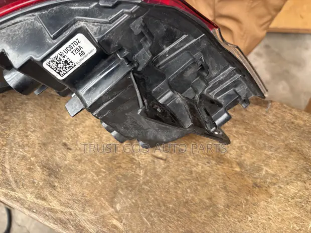 Honda Civic 2022-2025 Tail Light (Used) - 1