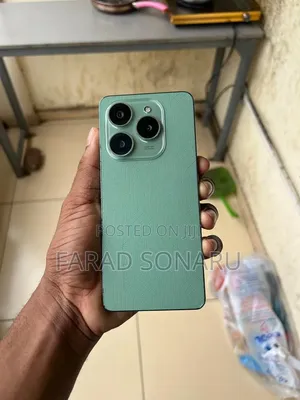 Tecno Spark 20 Pro 256GB Green