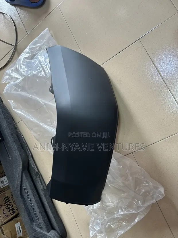Toyota Tundra Rear Bumper Cap Mold (2014-2021) - 1
