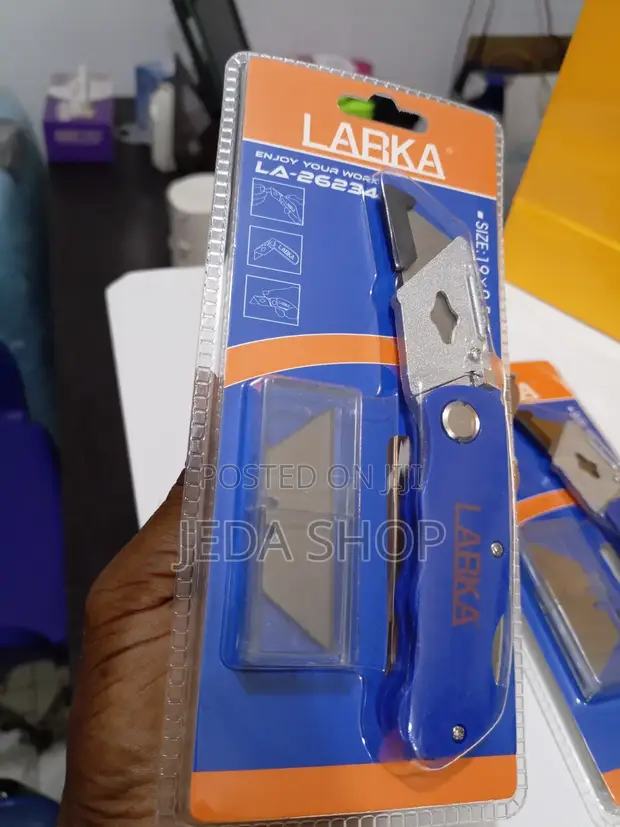 Fordable Utility Knife - Brand New - 1