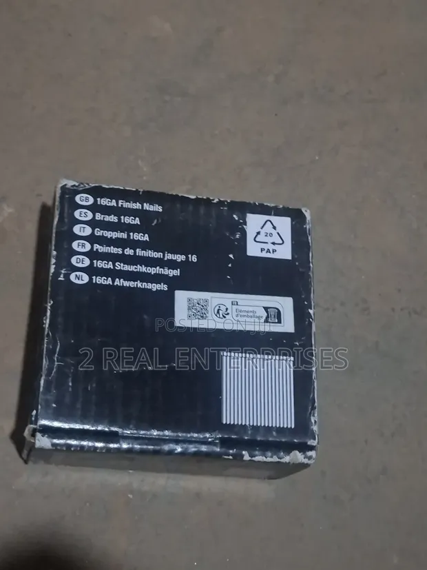 DeWalt 16-Gauge Galvanised Finish Nails (32mm) - 1