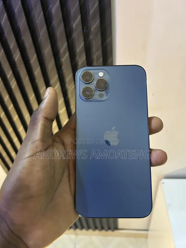 Apple iPhone 12 Pro Max 128GB Graphite - 1
