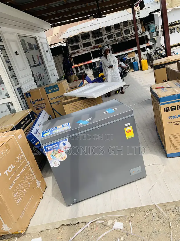New Nasco NAS-300FL Single-Door Chest Freezer (250L) - 1