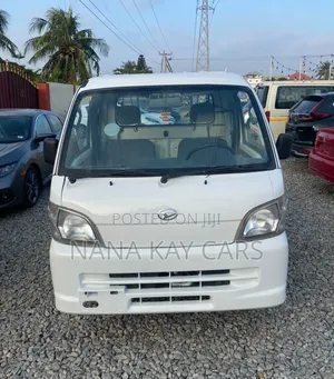 Daihatsu Atrai 2006 - White