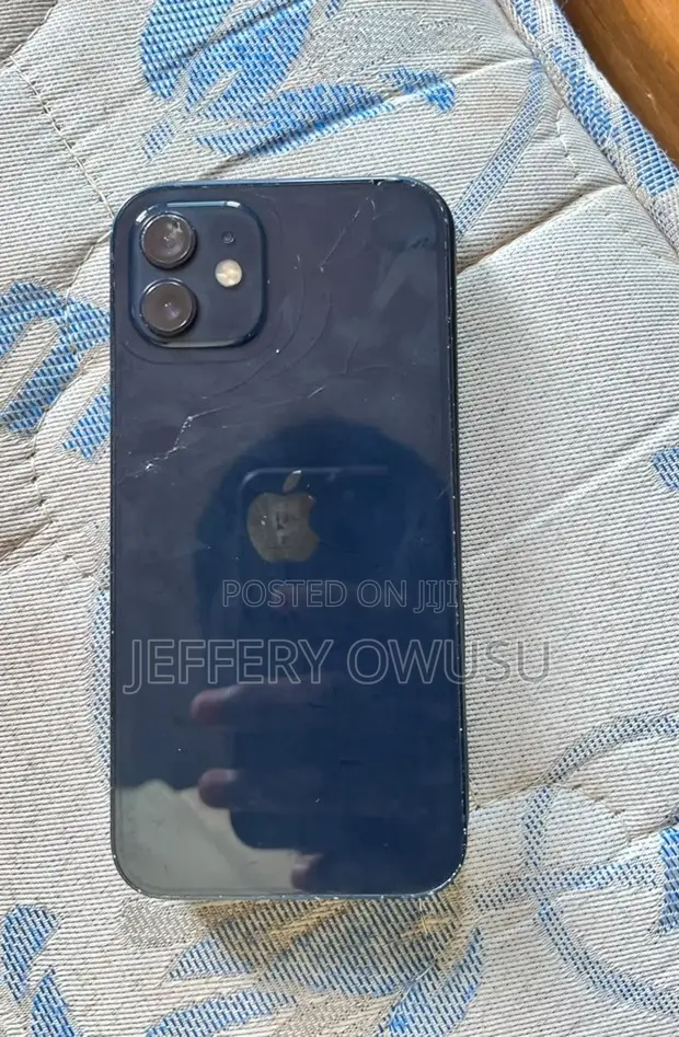 Apple iPhone 12 128GB Black - 1