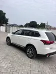 Mitsubishi Outlander 2016 White - 3
