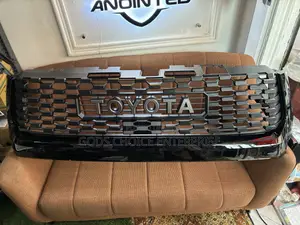 Toyota Tundra Front Grill (2014-2020)