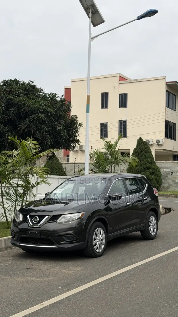 2015 Nissan Rogue S SUV AWD - 1