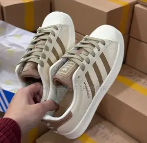 Adidas Superstar Sneakers - Cream/Beige