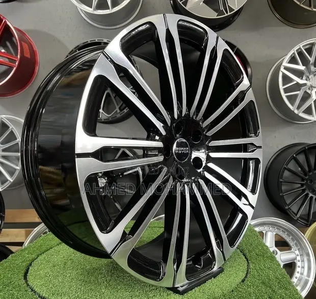 Brand New Range Rover Alloy Rims (22 Inch) - 1