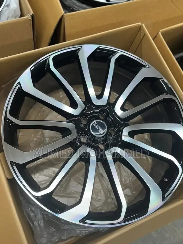 Range Rover 22-Inch Alloy Rim - 1