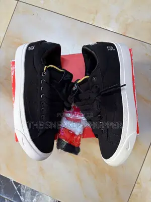 Nike SB Zoom Blazer Low GT "Black / White"