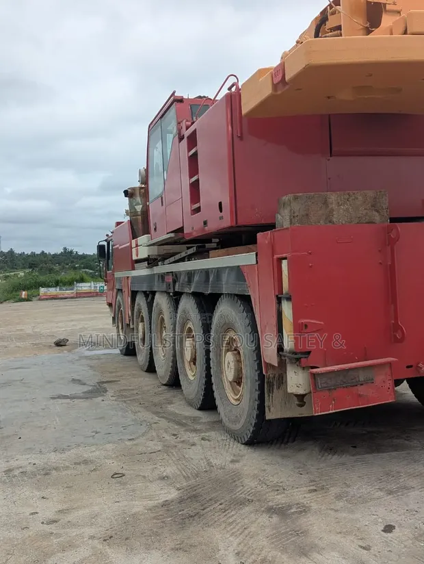 100-120 Ton Mobile Crane Rental - 1