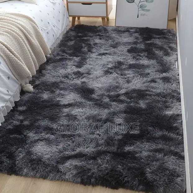 Fluffy Floor Carpet - Soft & Luxurious Rug - 1