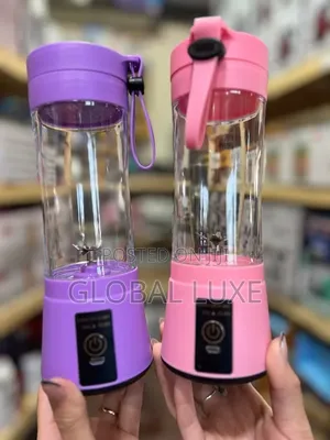 Portable Mini Blender - Rechargeable Personal Smoothie Blender