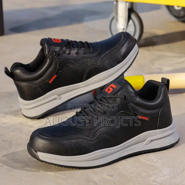 Recreational Sports Boots - Size 40-45 - 1