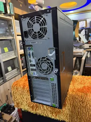 HP 8200 Elite CMT Desktop Computer - Intel Core i7, 16GB RAM, 500GB HDD