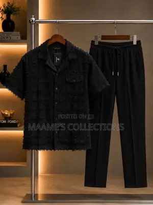 Men's Stylish 2-Piece Set - Top and Trousers
