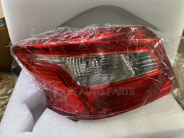Nissan Sentra 2016-2019 Tail Light - 1