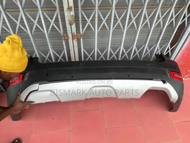 Hyundai Palisade 2018-2022 Rear Bumper Assembly - 1