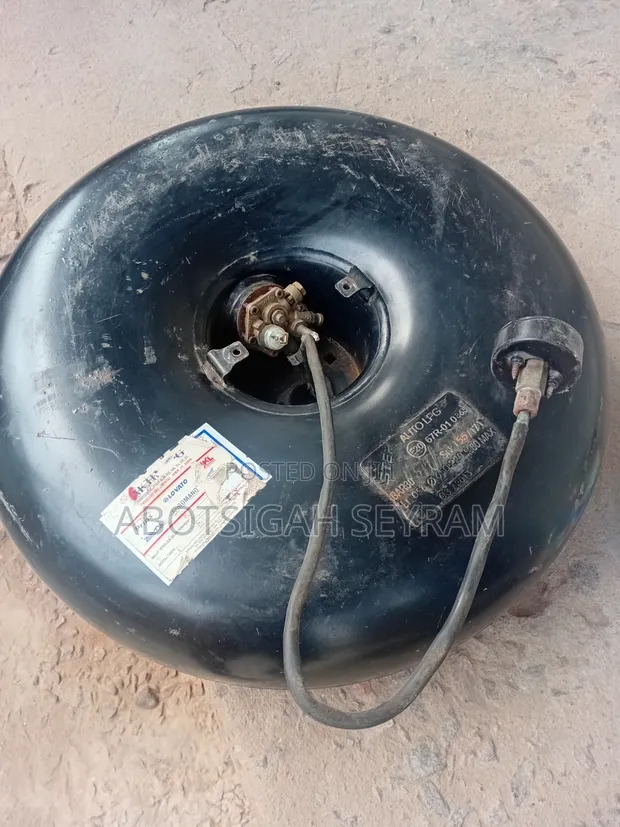 Vehicle LPG Lavato Cylinder with Atiker Regulator - 1