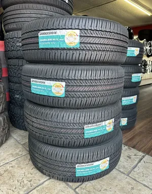 Bridgestone Dueler H/L 400 235/55R19 SUV Tyre