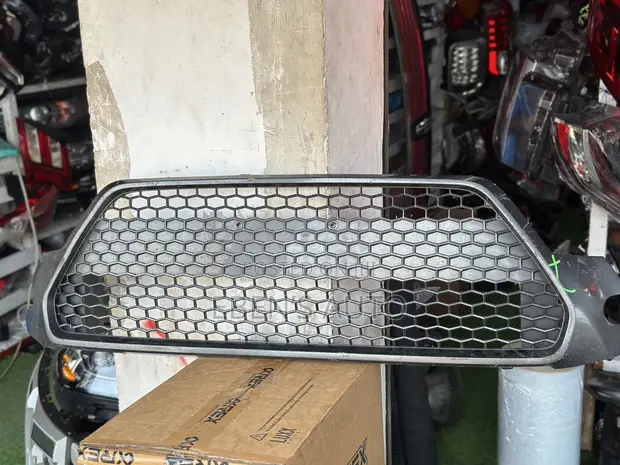 Toyota Corolla 20 Sports Front Grille (Foreign Used) - 1