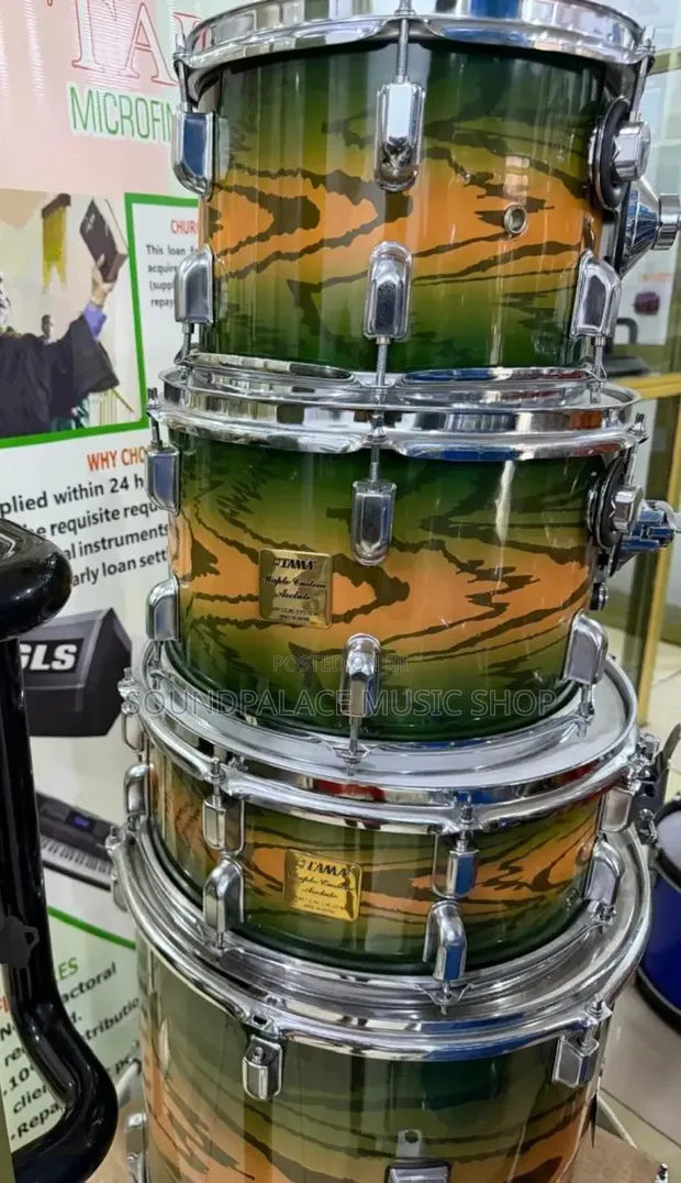 Tama "Maple Custom Absolute" 5-Piece Drum Set - 1