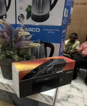 Bose SoundLink Flex Portable Bluetooth Speaker (Black)