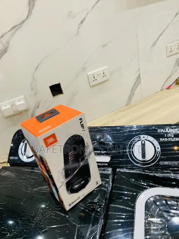 Durable New JBL Flip 7 Portable Waterproof Bluetooth Speaker - 1
