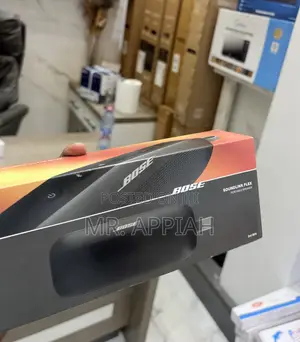 Bose SoundLink Flex Waterproof Bluetooth Speaker