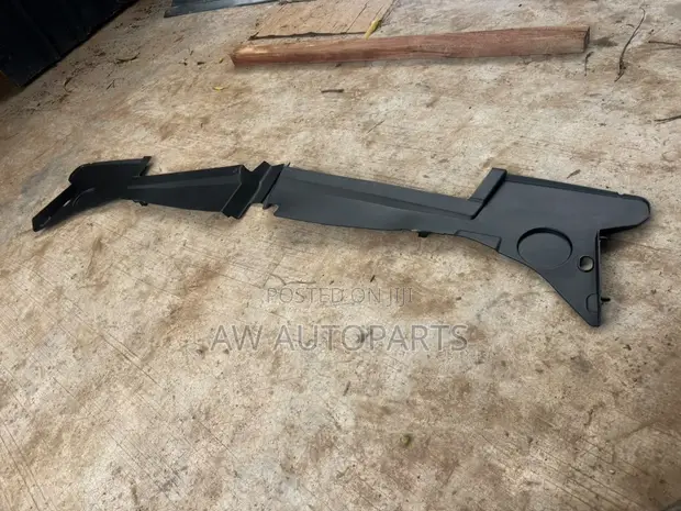 Dodge Challenger 2015 Radiator Upper Cover - 1