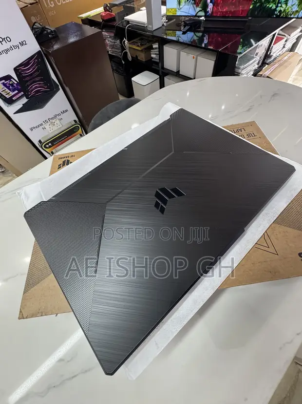 Asus TUF Gaming A17 Laptop - AMD Ryzen 7, 8GB RAM, 512GB SSD - 1