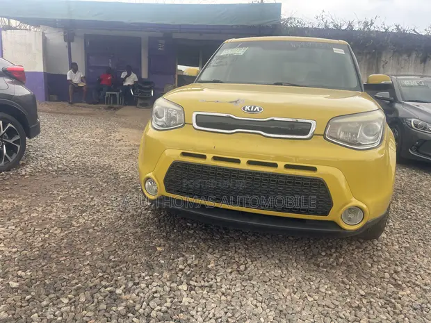 2016 Kia Soul Yellow - 1