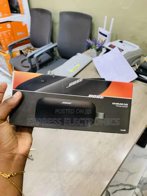 Bose SoundLink Flex Waterproof Portable Bluetooth Speaker - 1
