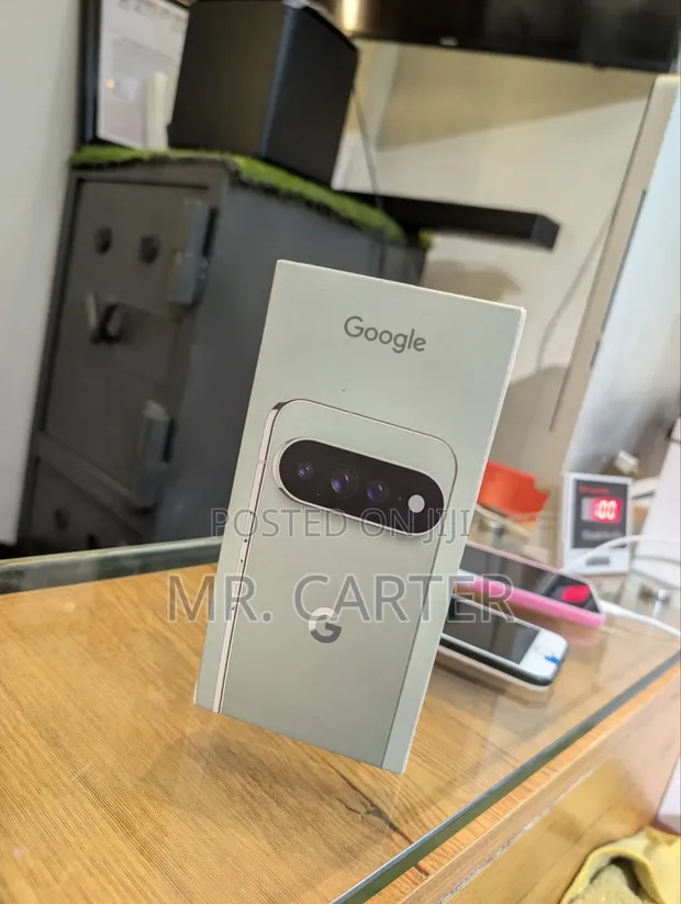 New Google Pixel 11 Pro XL 256GB Green - 1