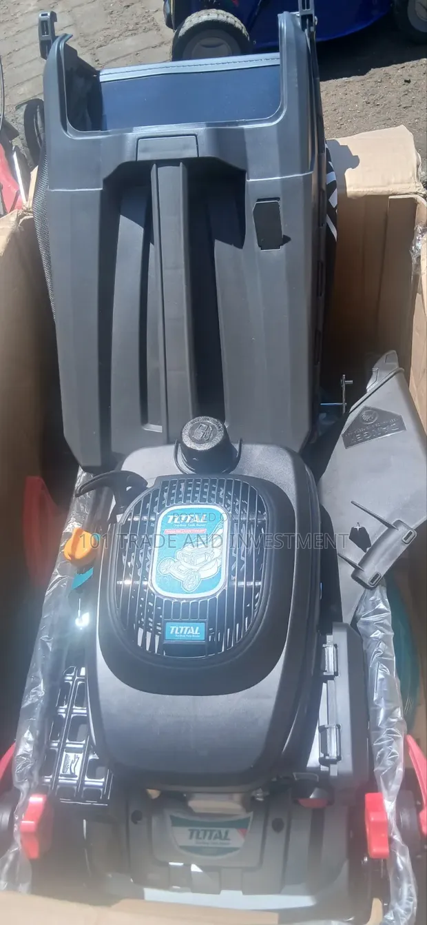 Total 4.8hp Lawn Mower (Large) - 1
