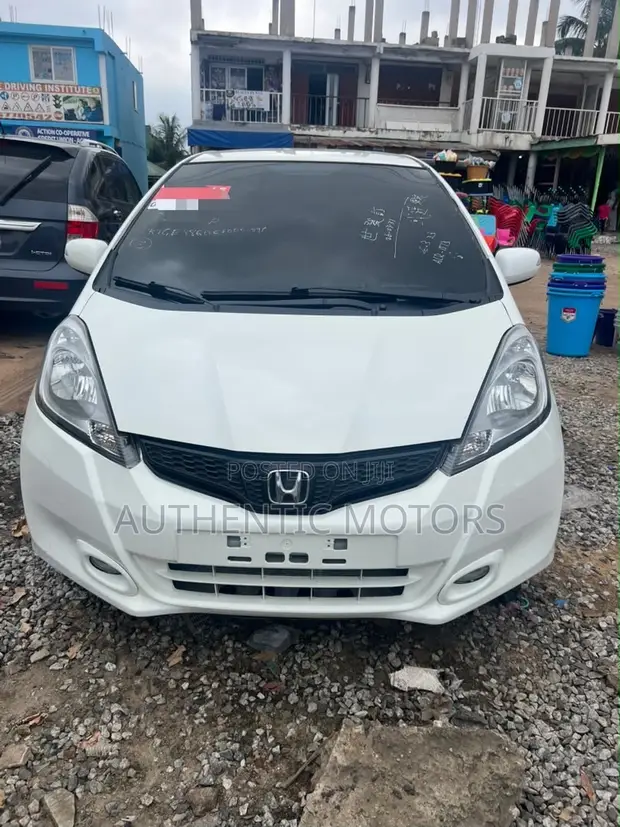 Honda Fit Sport Automatic 2011 White - 1