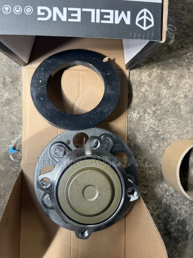 Honda CR-V Rear Hub 2017-2019 - 1