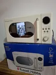 Russell Hobbs Retro Compact Cream Microwave (20L) - 1