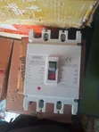250A 3-Pole Moulded Case Circuit Breaker (MCCB) - 2