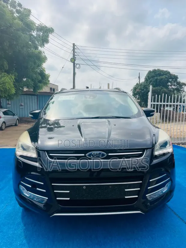 Ford Escape 2016 Black - 1