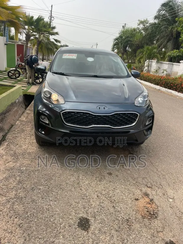 2021 Kia Sportage Gray - 1