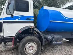 Mercedes-Benz Water Tanker Truck