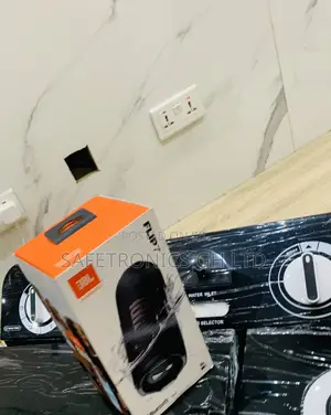 JBL Flip 7 Portable Waterproof Bluetooth Speaker